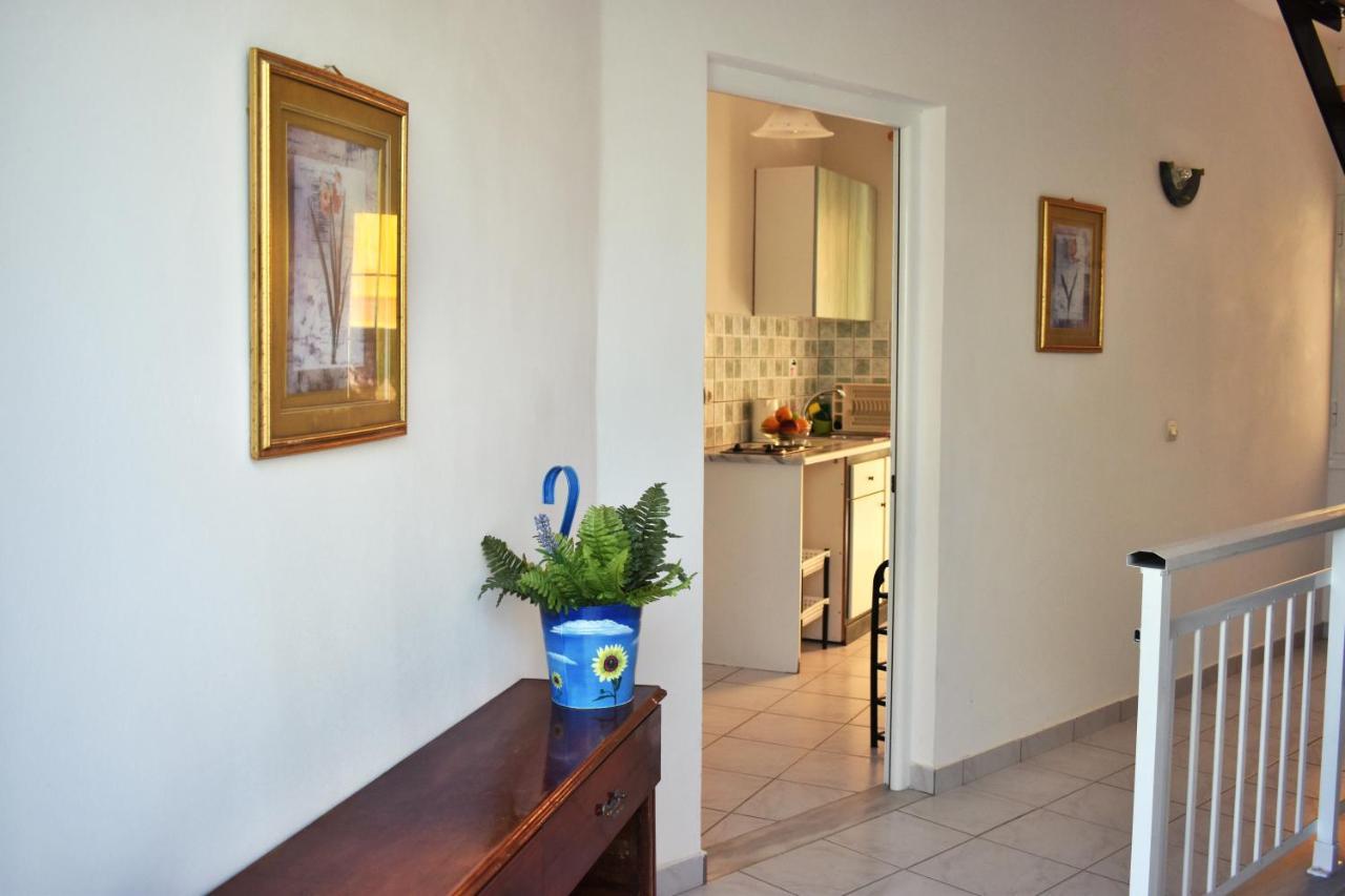 Kuris Studios & Apartments Vasilikí 外观 照片