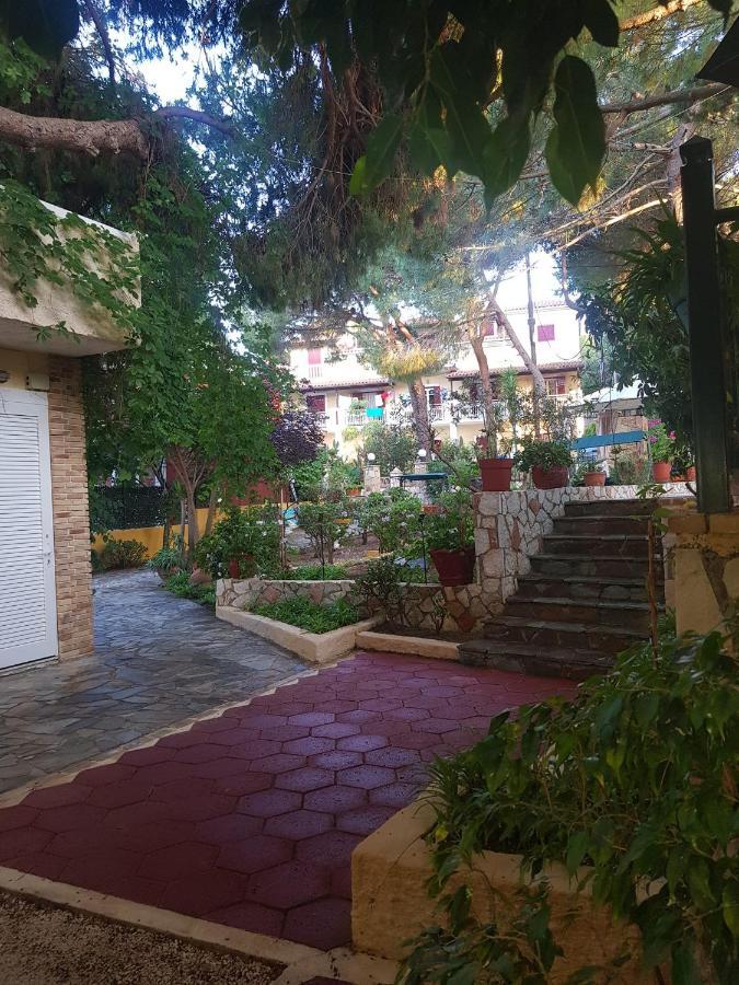 Kuris Studios & Apartments Vasilikí 外观 照片